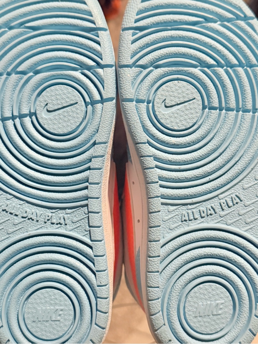 ⛔️ SOLD ⛔️ NIKE /// KIDS' COURT BOROUGH MID 2 SNEAKERS - SIZE 11C *NEW* - Picture 2 of 5